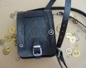 Kvalitní  kožená příruční taška ve stylu Steampunk