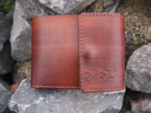 Kožená peněženka s klopou